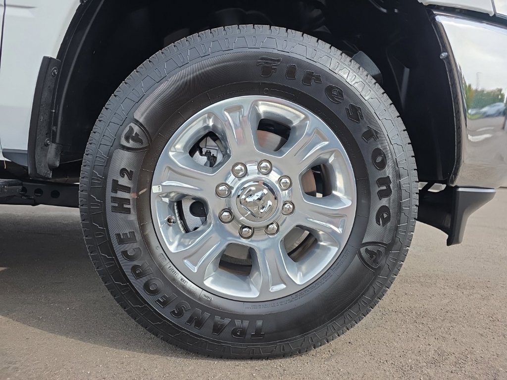Used 2026 RAM 2500 Big Horn AWD/4WD image 9