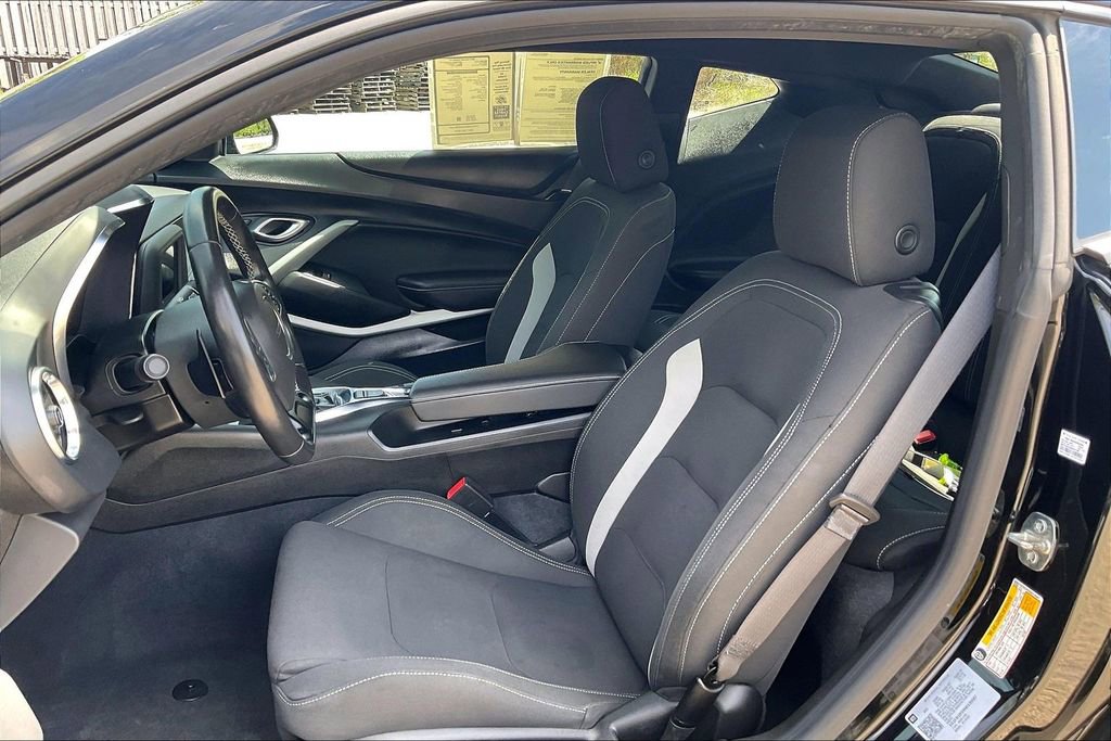 Used 2022 Chevrolet Camaro LT RWD image 23