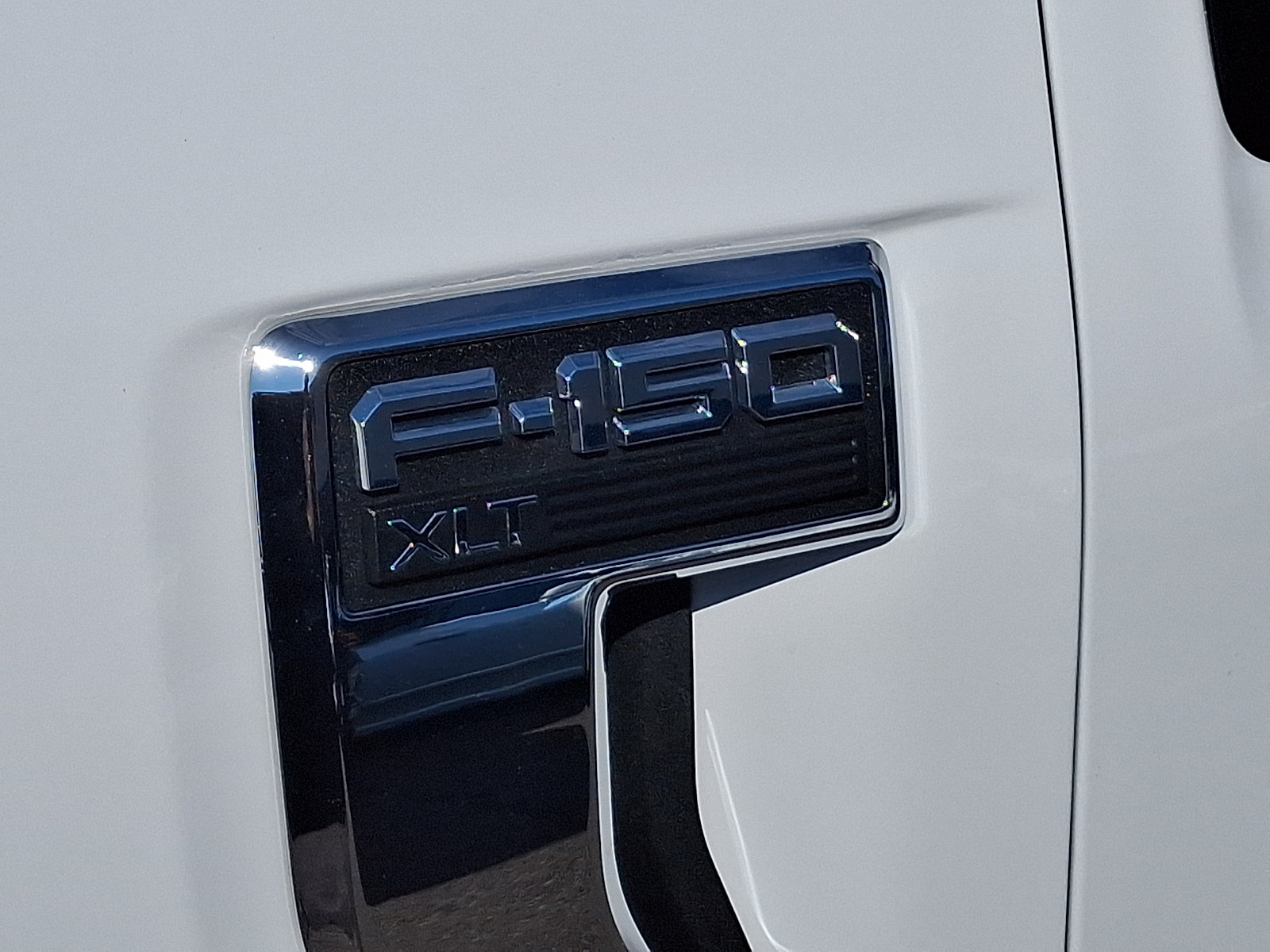 Used 2025 Ford F150 XLT w/ Equipment Group 301A Standard AWD/4WD image 30