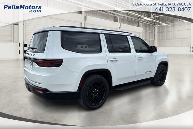 Used 2024 Jeep Wagoneer Series II w/ Convenience Group I AWD/4WD image 3