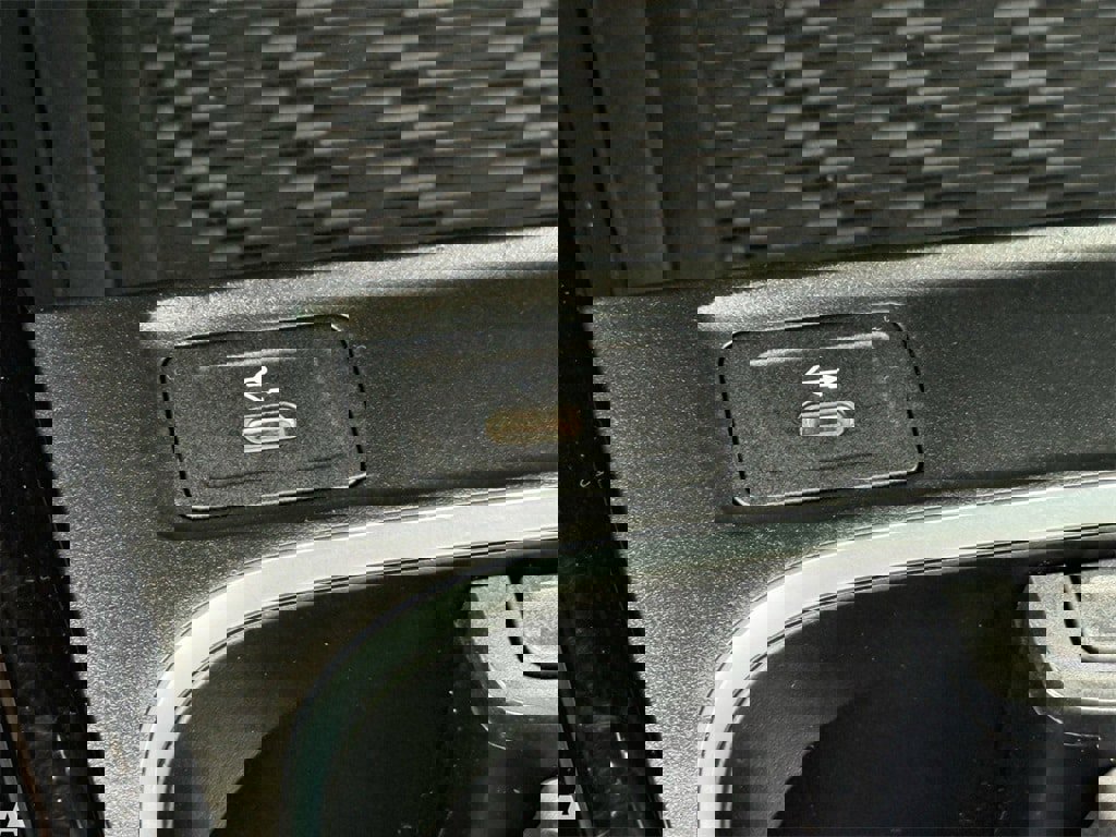 Used 2024 Mercedes-Benz CLA 250 CLA 250 image 23