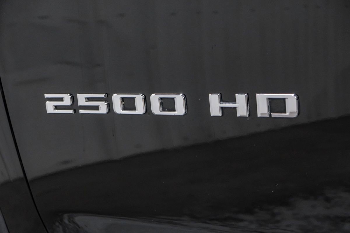 Used 2020 Chevrolet Silverado 2500 LTZ w/ LTZ Plus Package image 53