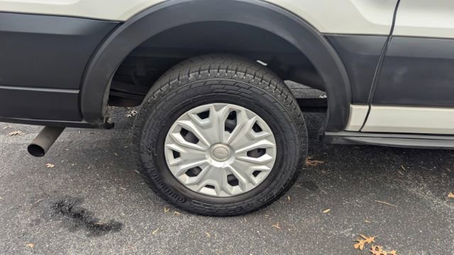 Used 2022 Ford Transit 250 Low Roof w/ Exterior Upgrade Package image 12