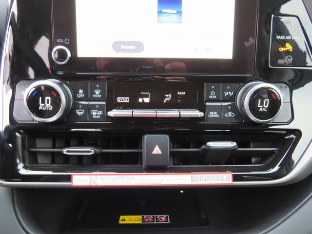 New 2026 Toyota Highlander XLE image 31