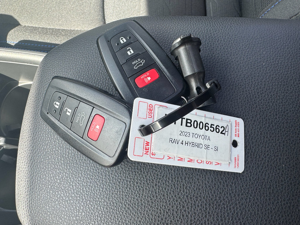 Used 2023 Toyota RAV4 SE w/ Convenience Package AWD/4WD image 35