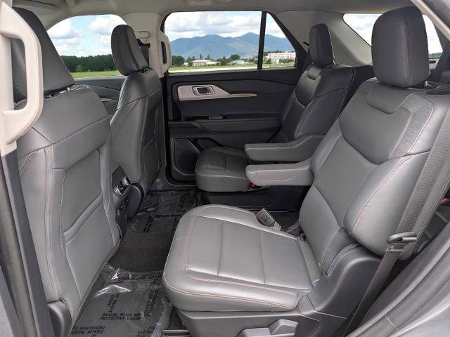 Certified 2025 Ford Explorer Active w/ Active Comfort Package image 19