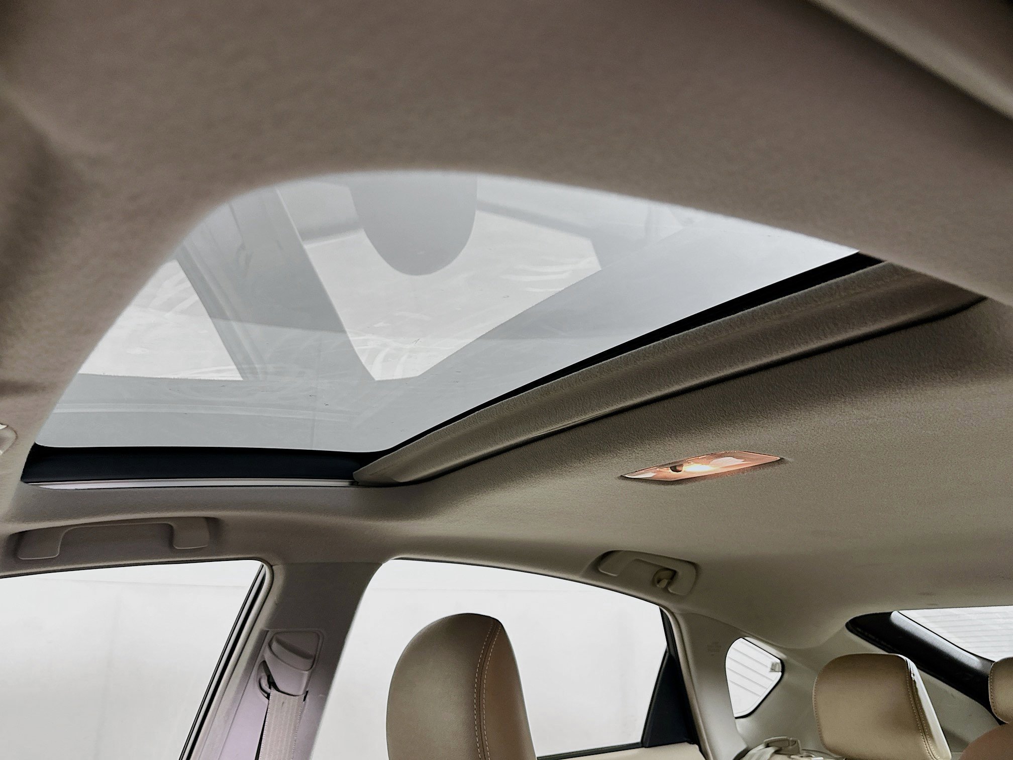 Used 2013 Toyota Prius Four w/ Deluxe Solar Roof Pkg FWD image 25