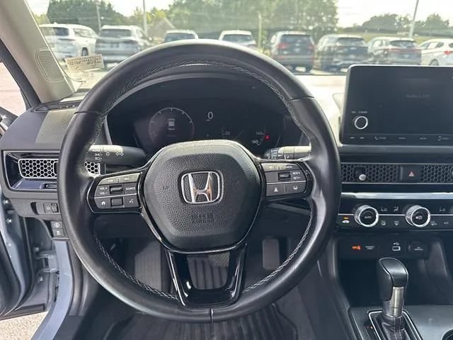 Used 2023 Honda Civic EX image 10