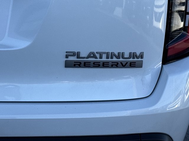 Certified 2025 Nissan Armada Platinum Reserve image 11