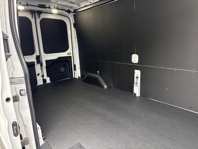 New 2025 Ford Transit 250 148 Medium Roof w/ Load Area Protection Package RWD image 16