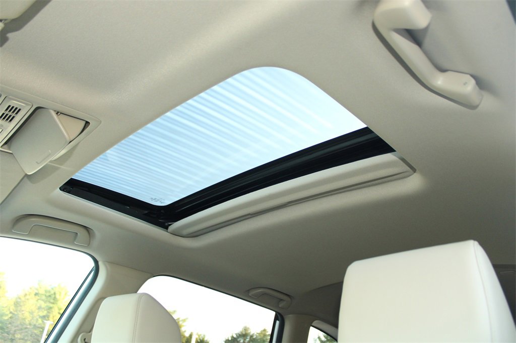 Used 2019 Honda CR-V Touring image 29