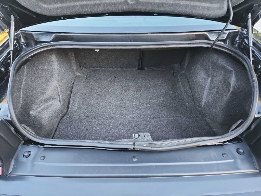 Used 2019 Dodge Challenger SXT image 25