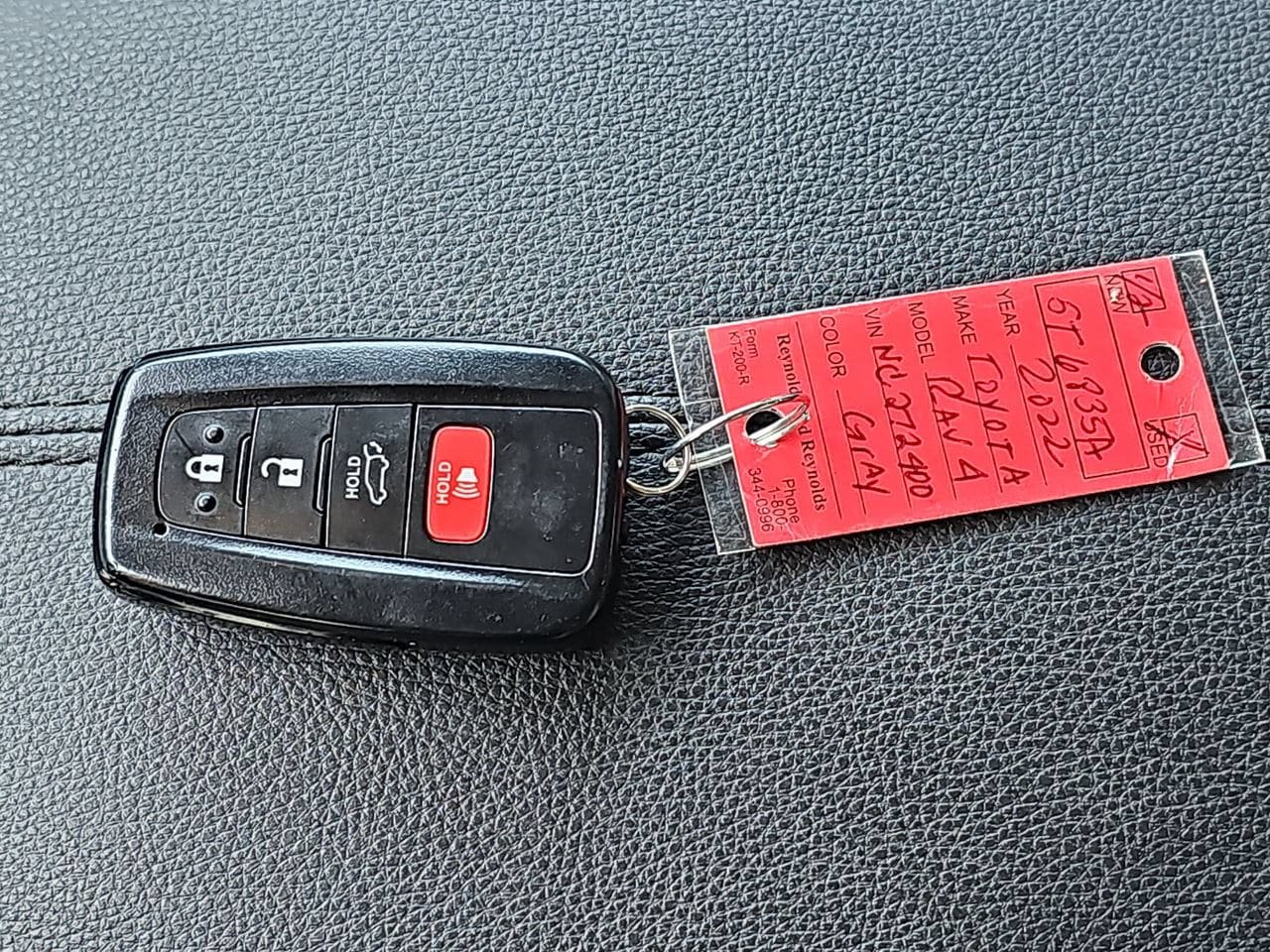 Used 2022 Toyota RAV4 Limited AWD/4WD image 42