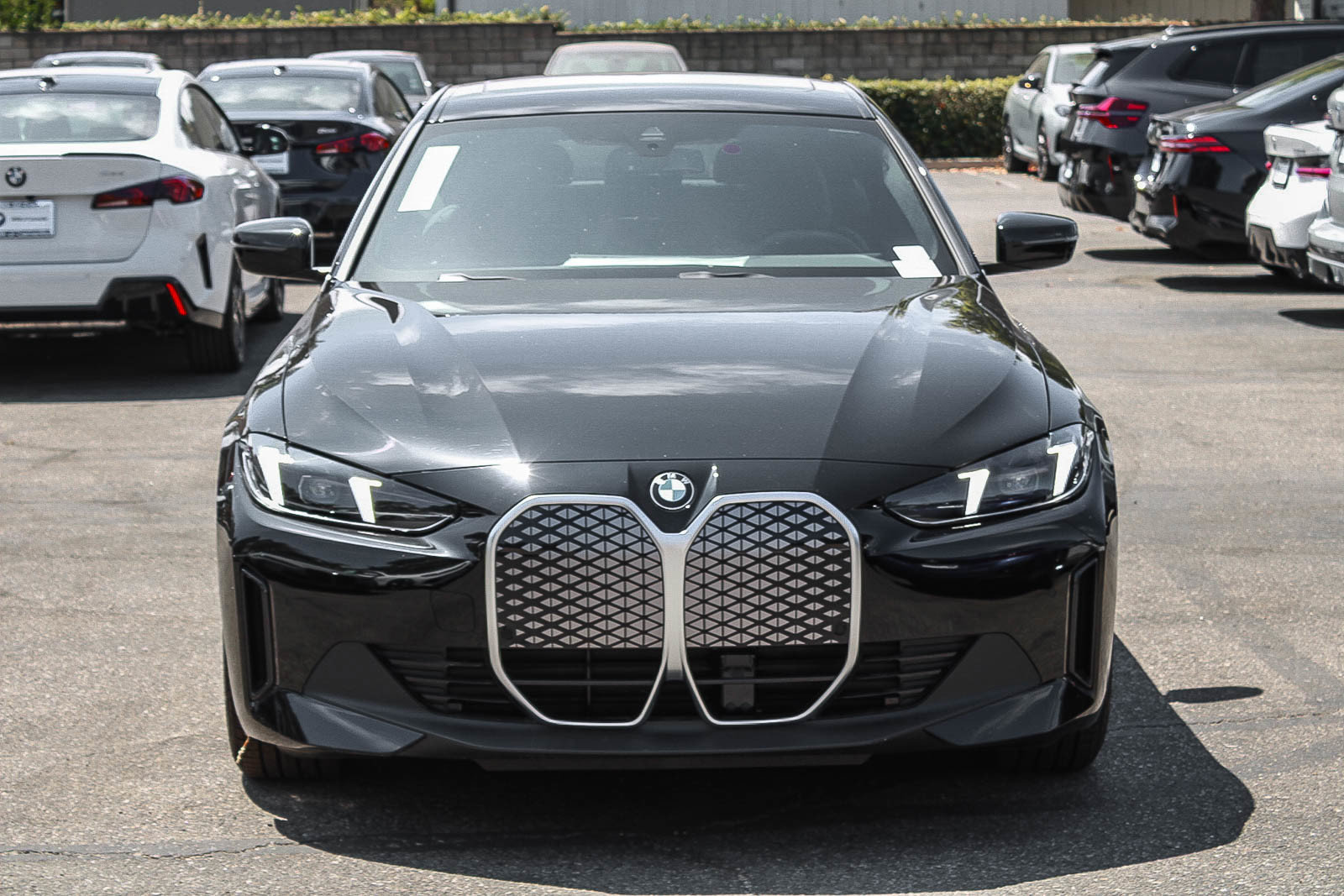 New 2026 BMW i4 xDrive40i AWD/4WD image 2
