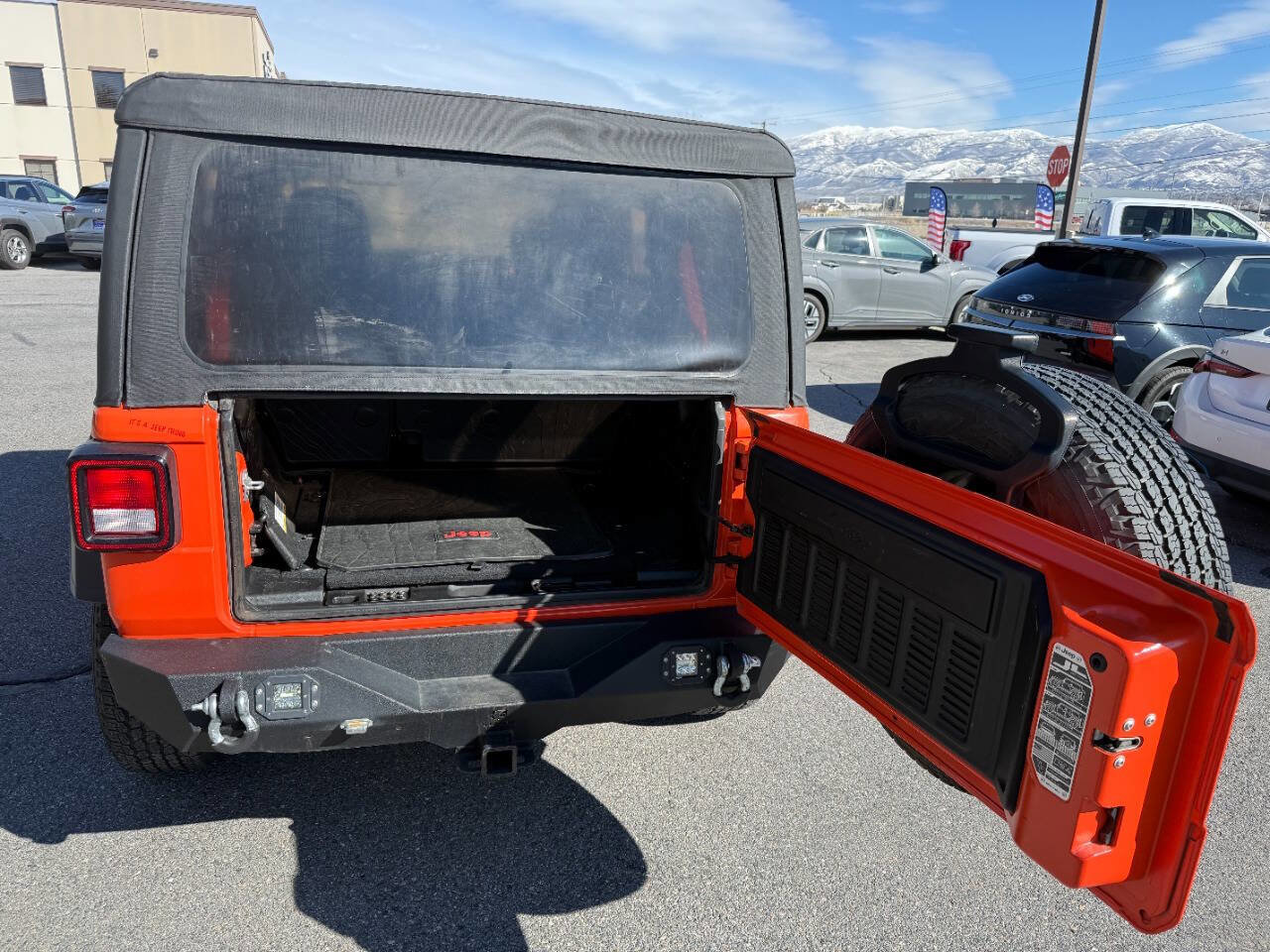 Used 2019 Jeep Wrangler Unlimited Sport image 18