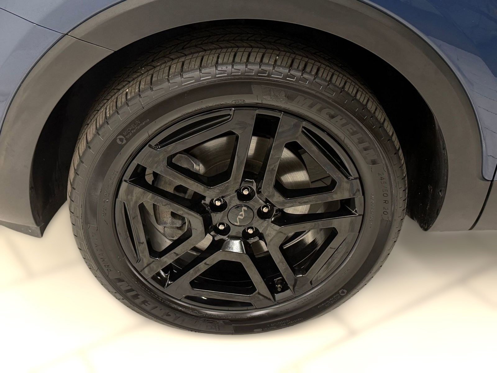 Used 2025 Kia Telluride EX X-Line AWD/4WD image 10