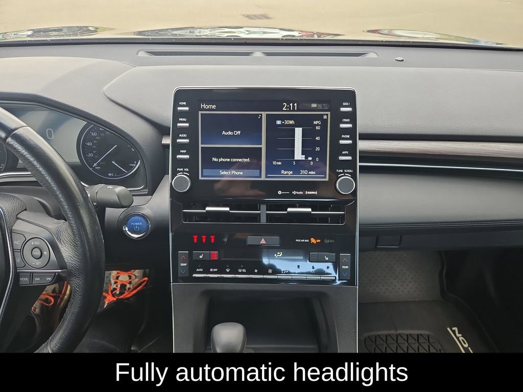 Used 2020 Toyota Avalon XLE w/ Moonroof Package FWD image 18