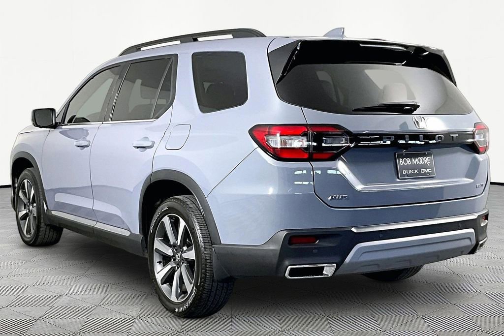 Used 2025 Honda Pilot Elite image 4