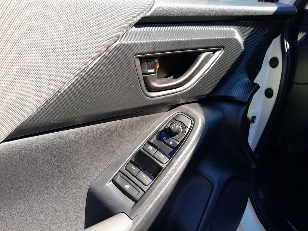 Certified 2025 Subaru Crosstrek 2.0i Premium image 13