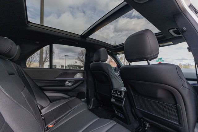 Certified 2024 Mercedes-Benz GLE 450e 4MATIC image 32