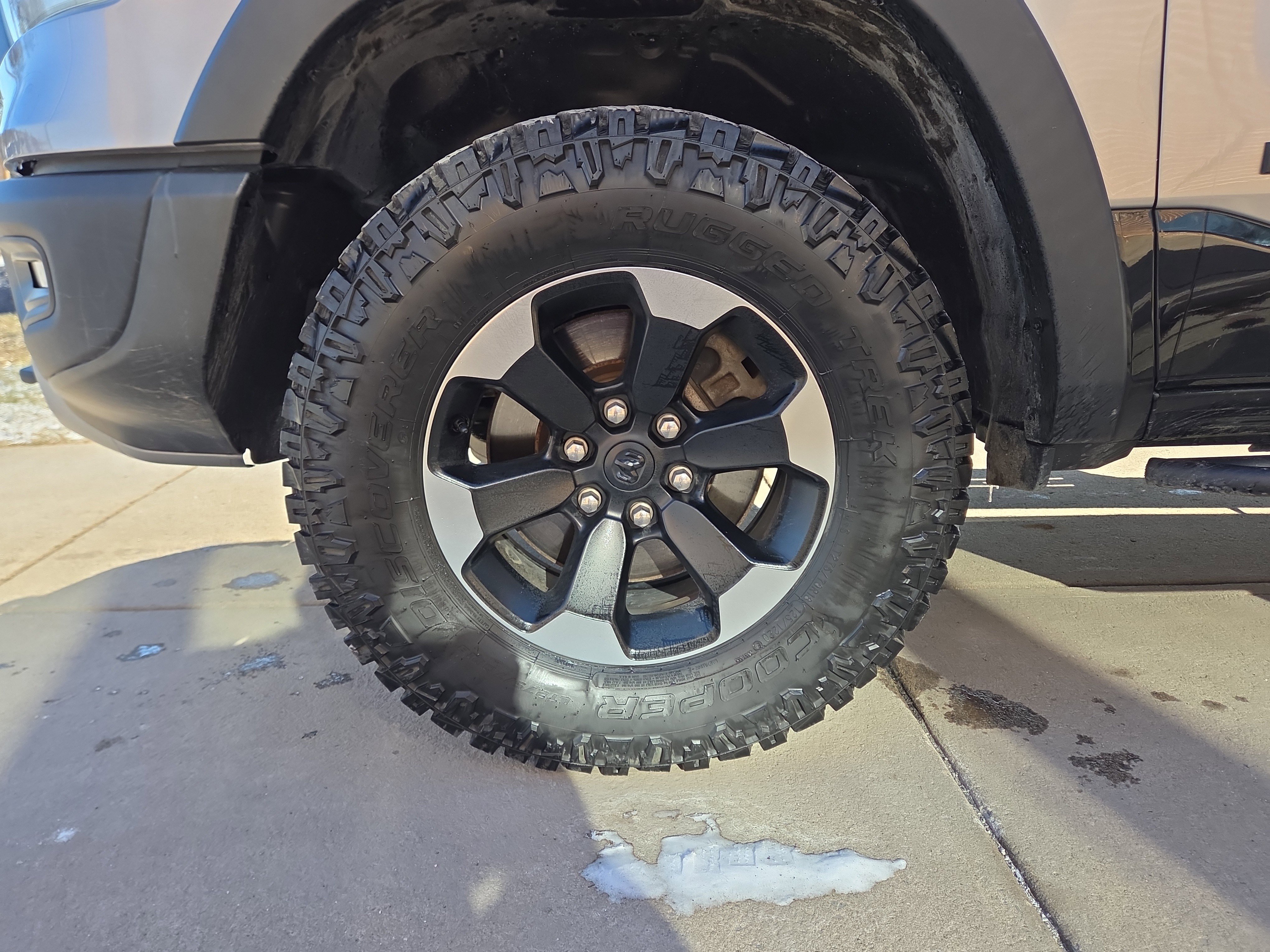 Used 2019 RAM 1500 Rebel image 11