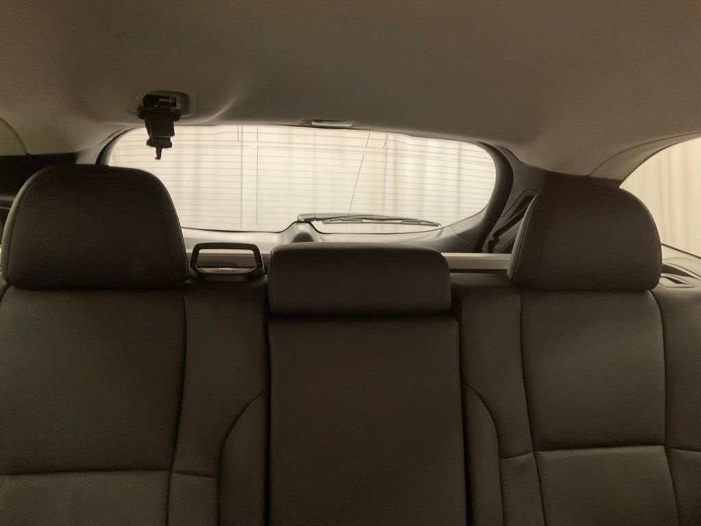 Used 2021 Subaru Outback Limited image 25