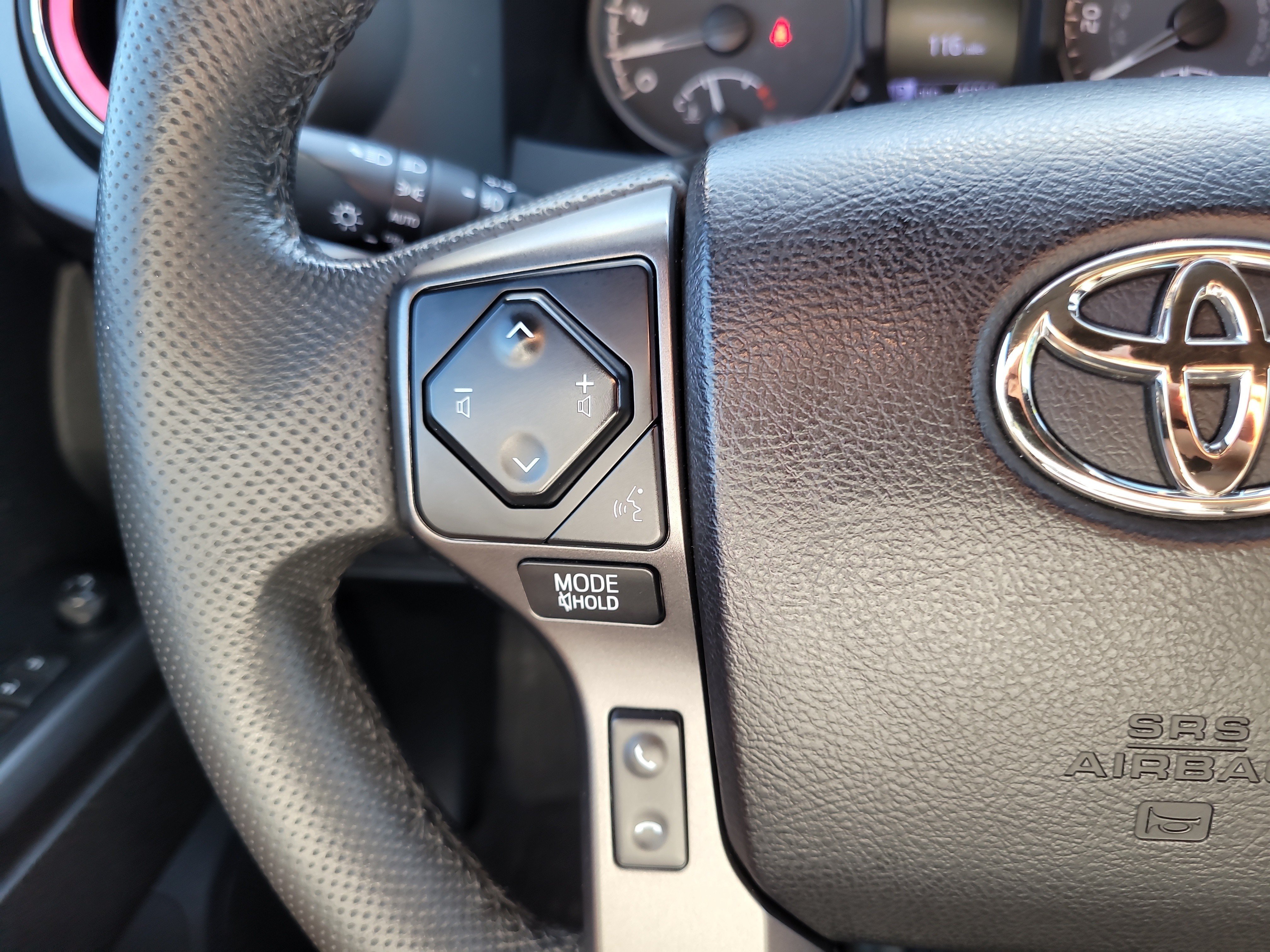 Used 2021 Toyota Tacoma TRD Sport RWD image 29