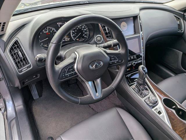 Used 2019 INFINITI Q50 Luxe w/ Cargo Package (L96) RWD image 10