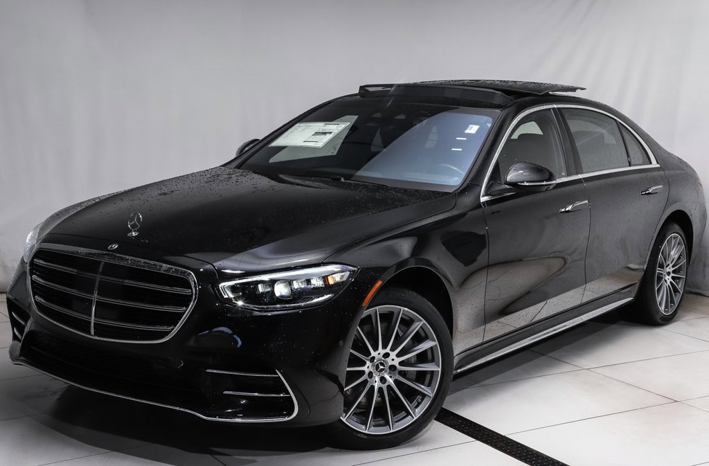 New 2026 Mercedes-Benz S 500 4MATIC image 1
