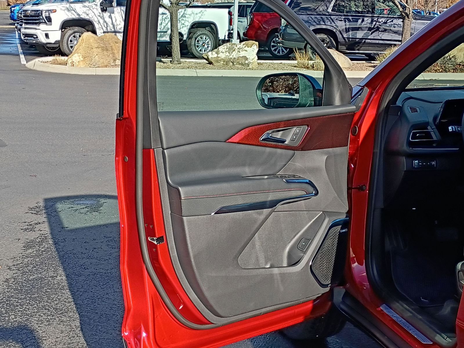 New 2026 Chevrolet Traverse Z71 w/ Enhanced Driving Package image 27