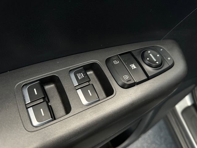 Used 2020 Kia Sportage LX image 13