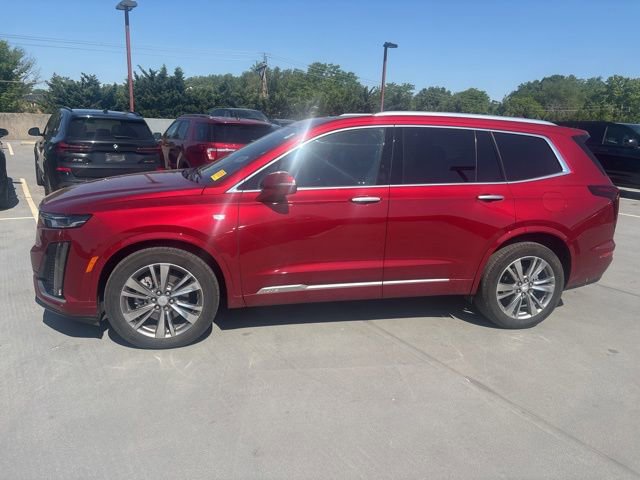 Certified 2023 Cadillac XT6 Premium Luxury FWD image 2