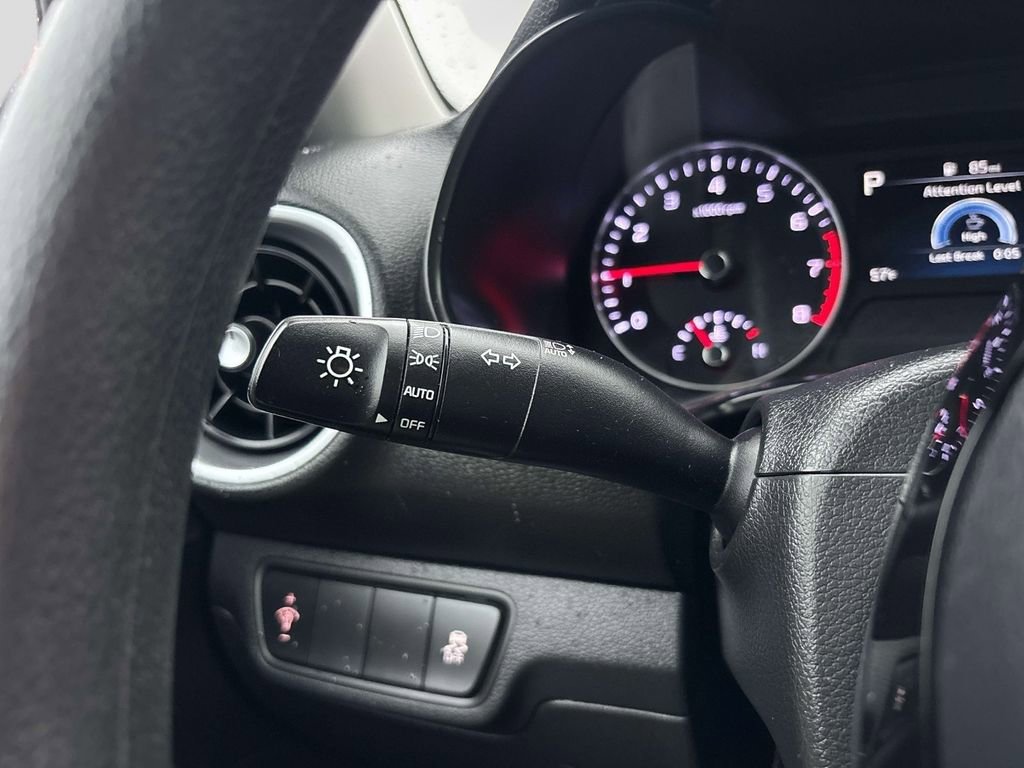 Used 2023 Kia Forte LXS image 25