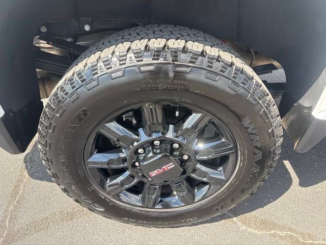 Used 2025 GMC Sierra 2500 AT4 w/ Max Trailering Package AWD/4WD image 14