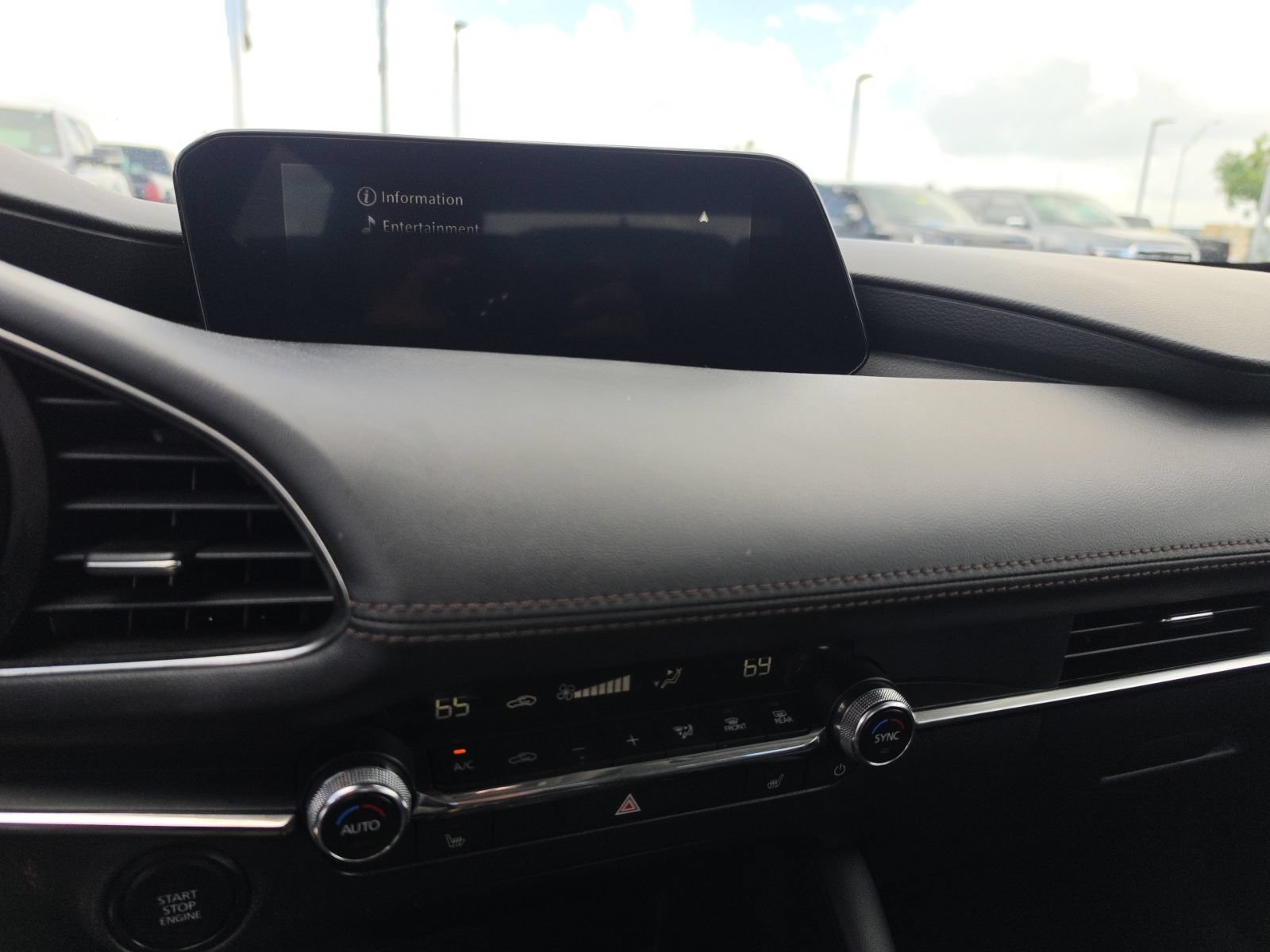 Used 2025 MAZDA MAZDA3 s FWD image 11
