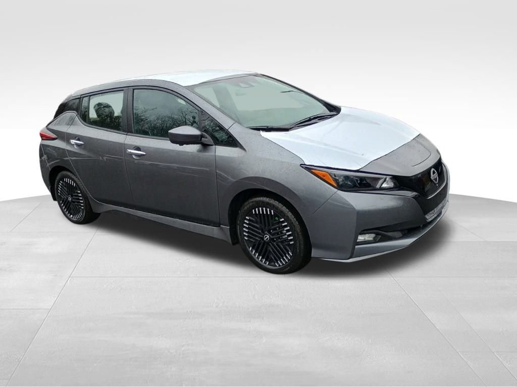 New 2025 Nissan Leaf SV Plus image 8