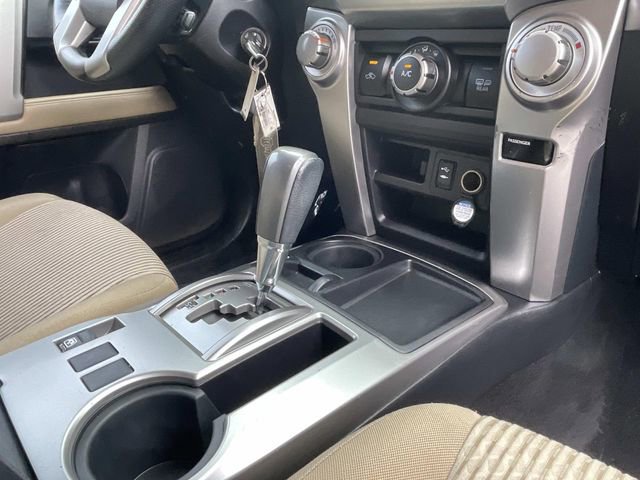 Used 2014 Toyota 4Runner SR5 image 36