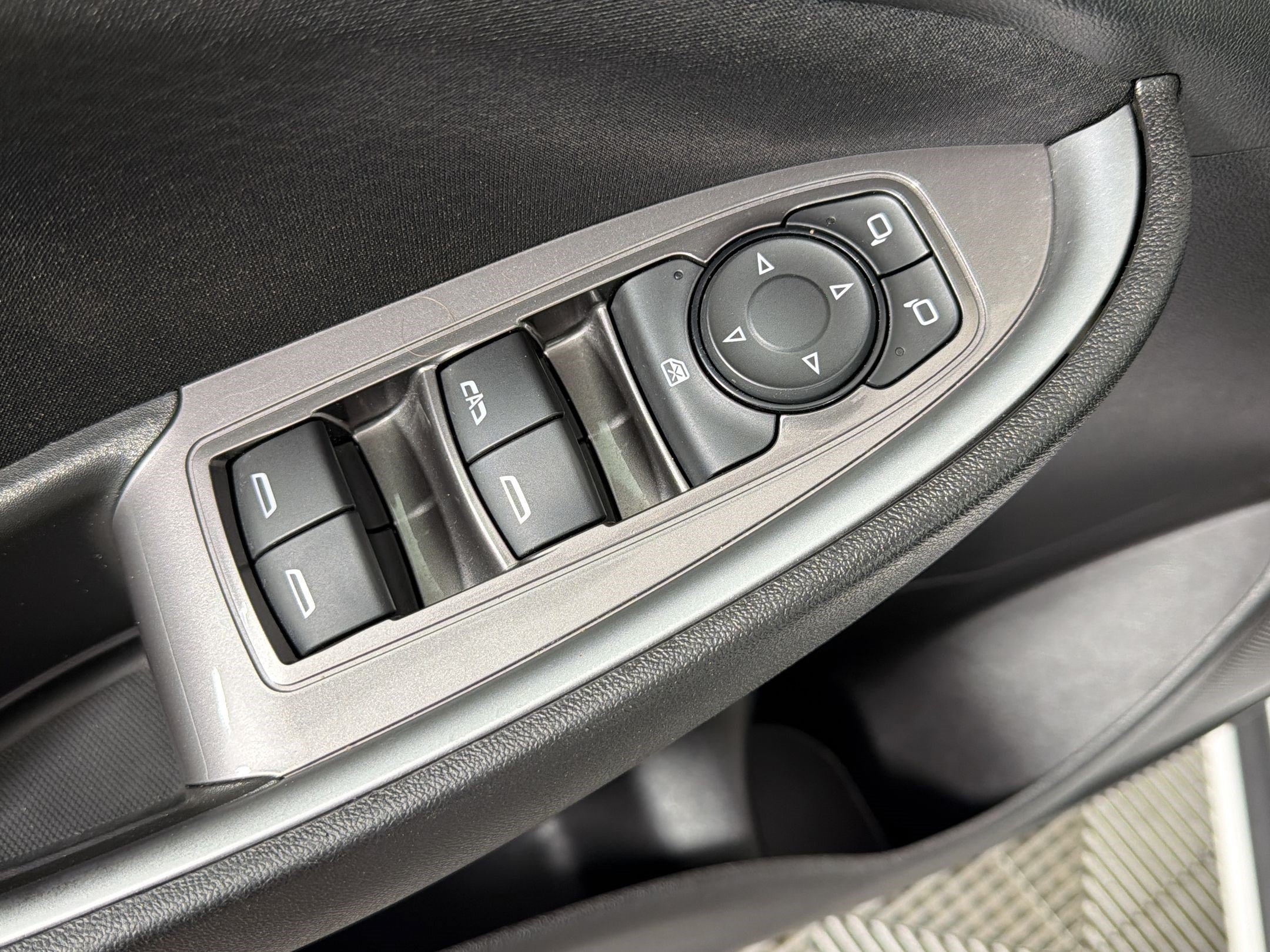 Used 2024 Chevrolet Malibu LT FWD image 24