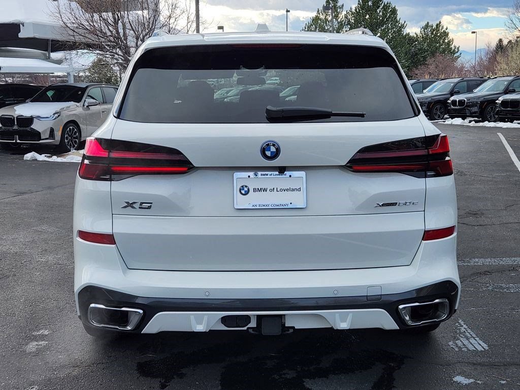 Used 2026 BMW X5 xDrive50e w/ M Sport Package AWD/4WD image 4