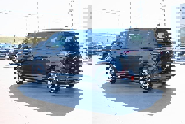 New 2025 Volkswagen ID. Buzz Pro S image 4