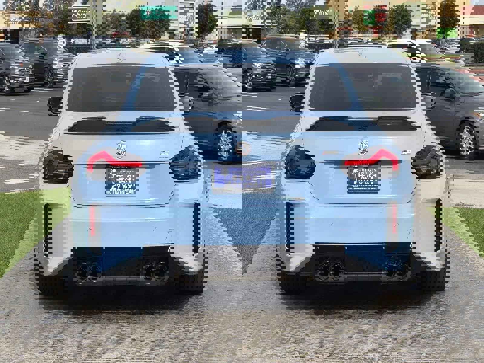 Used 2023 BMW M2 w/ Lighting Package image 5