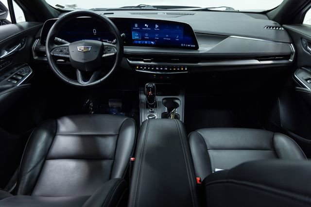 Used 2025 Cadillac XT4 Premium Luxury image 20
