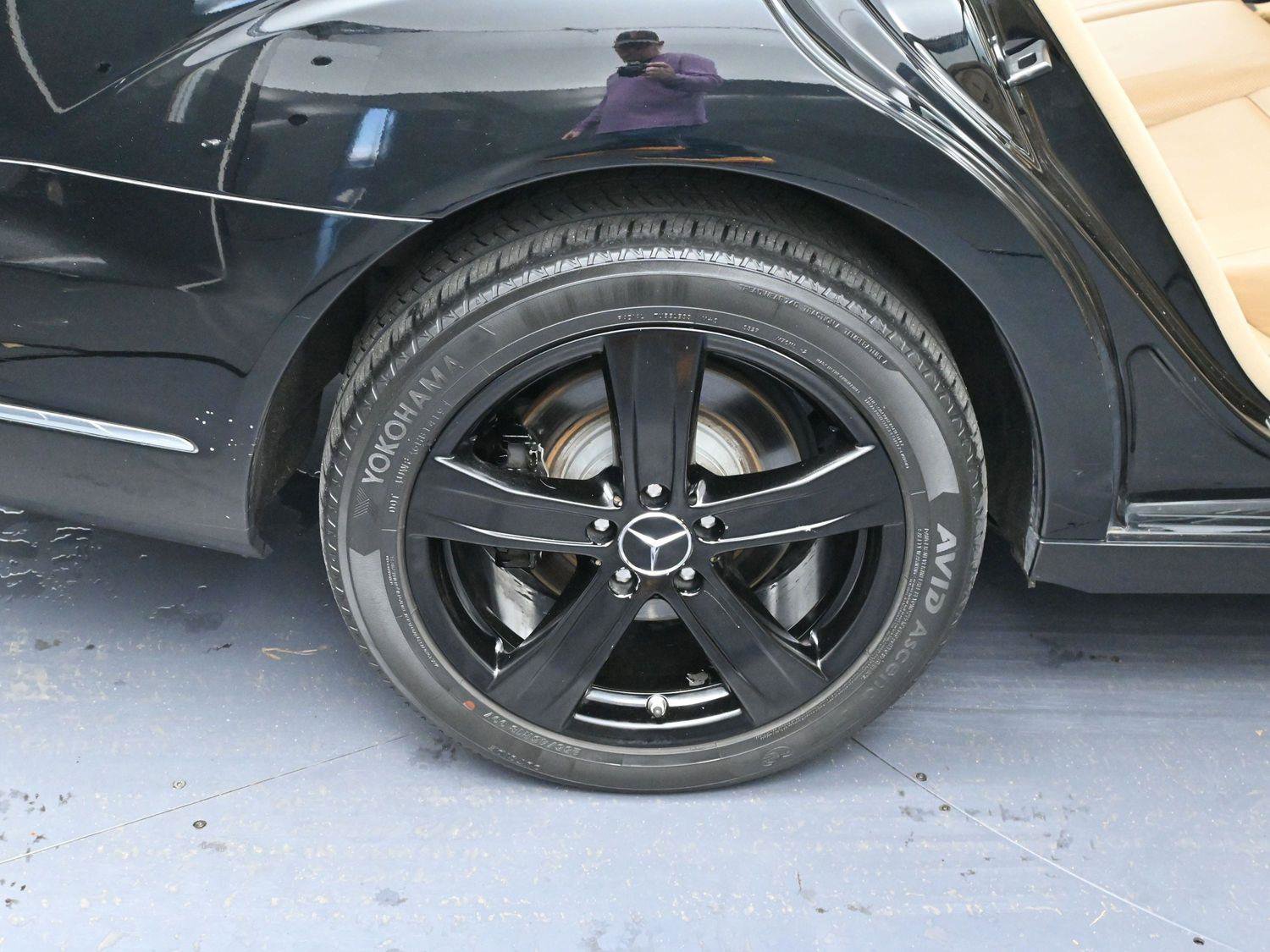 Used 2012 Mercedes-Benz S 550 4MATIC image 30