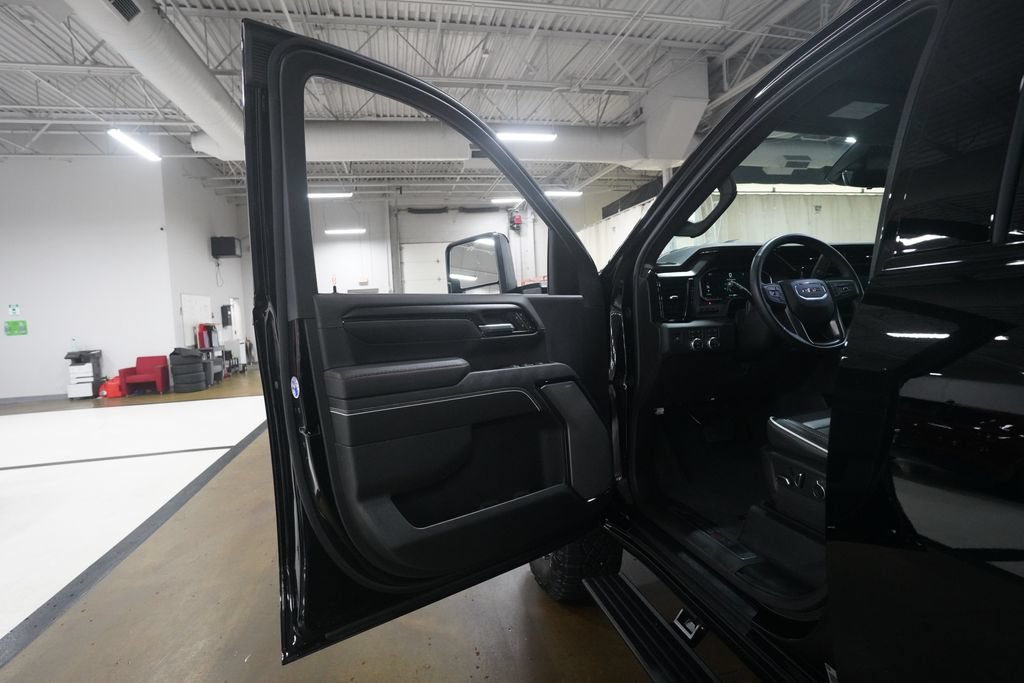 Used 2026 GMC Sierra 2500 AT4X AWD/4WD image 27
