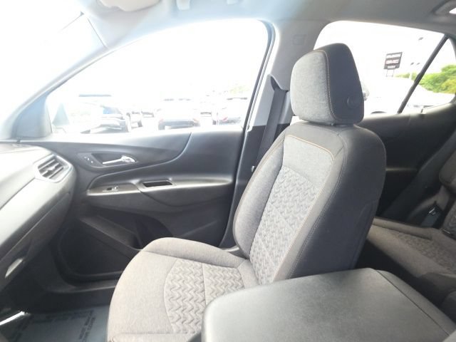 Used 2023 Chevrolet Equinox LT AWD/4WD image 25