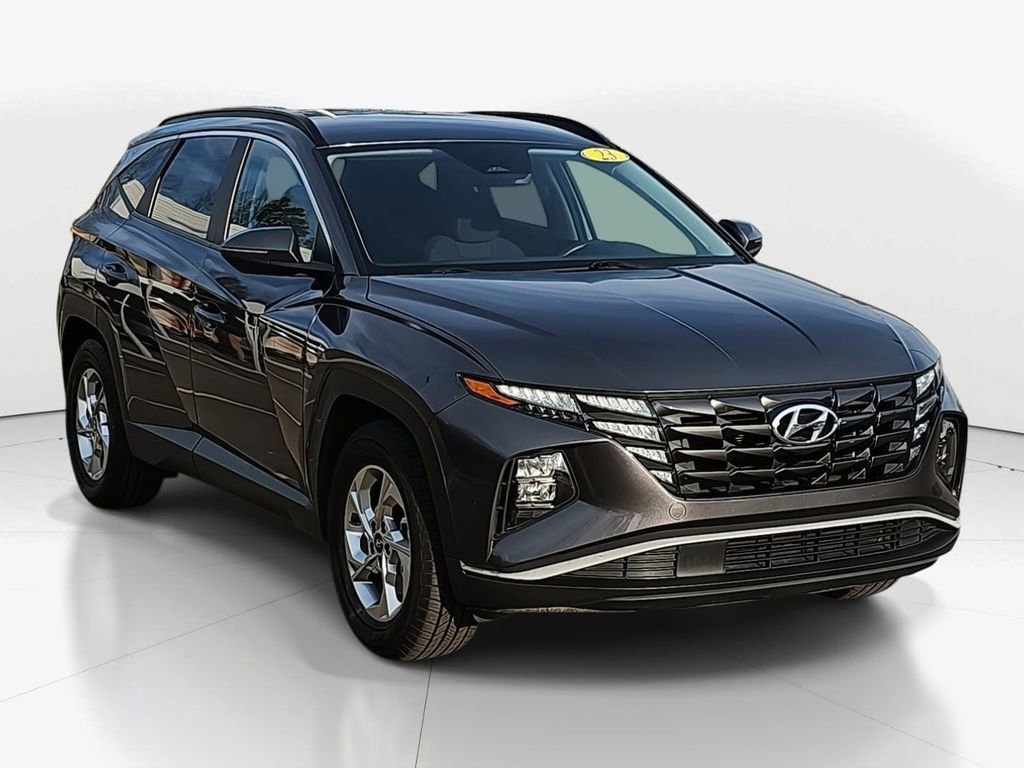 Used 2023 Hyundai Tucson SEL image 1