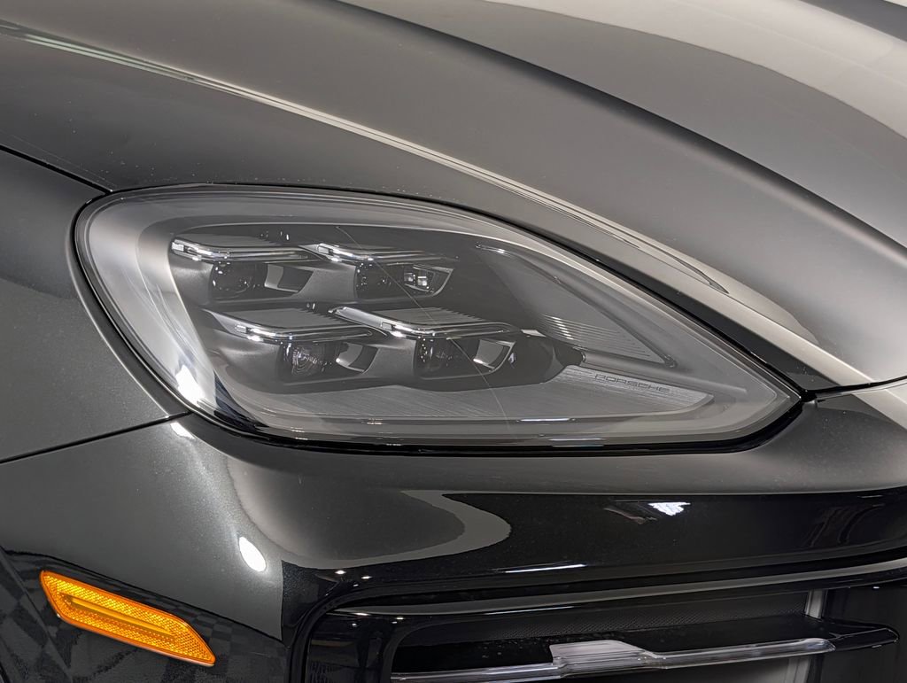 New 2026 Porsche Cayenne AWD/4WD image 15