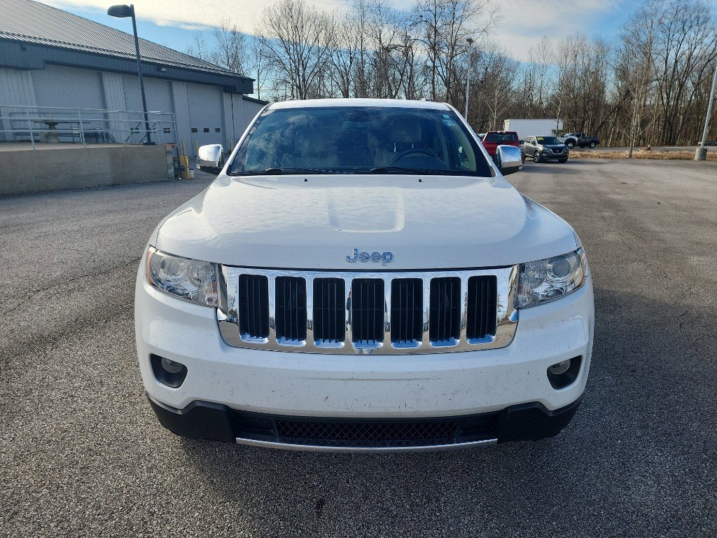 Used 2013 Jeep Grand Cherokee Limited image 9