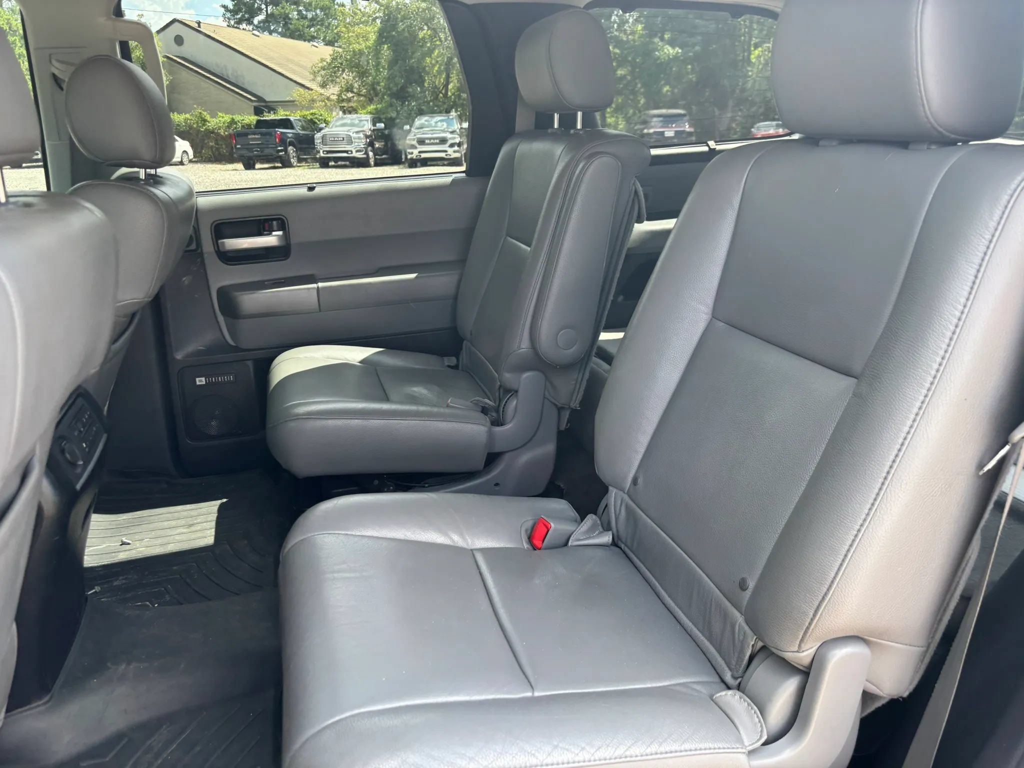 Used 2014 Toyota Sequoia Limited AWD/4WD image 13