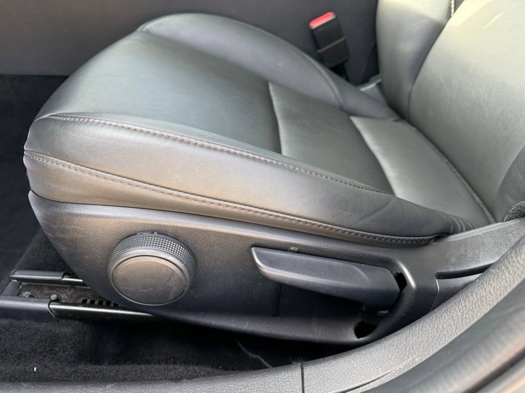 Used 2024 MAZDA MAZDA3 s image 15